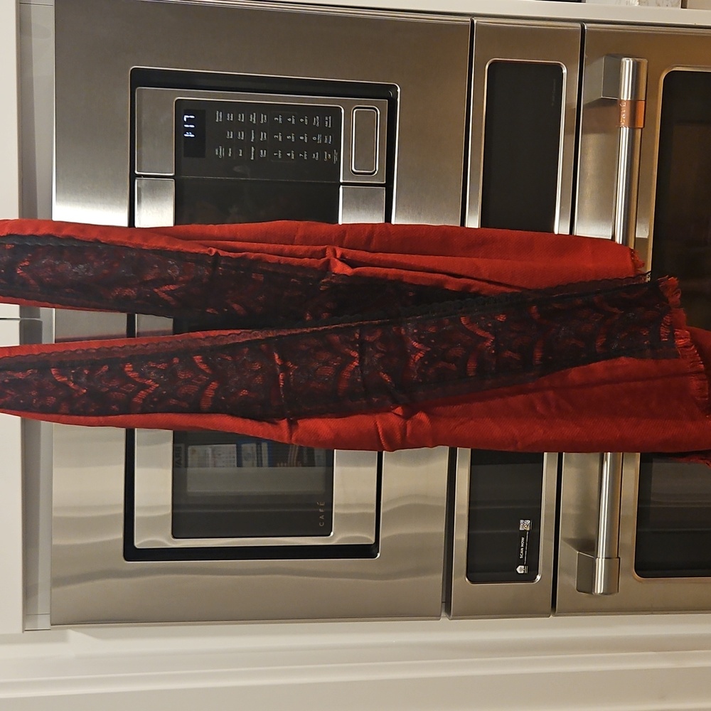 Scarf - Picture 5 of 8